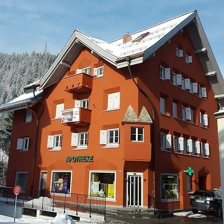 Rothuus * Klosters